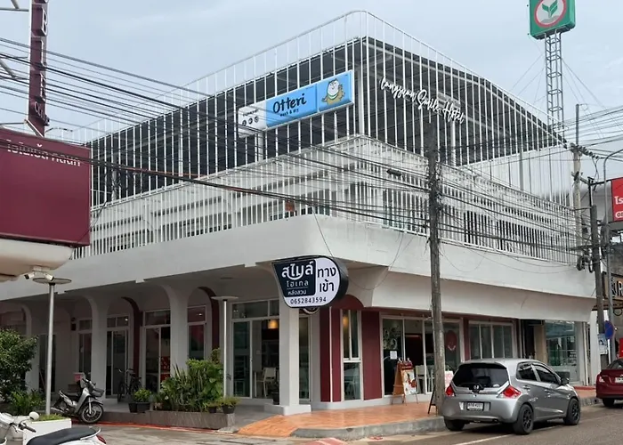 Langsuan Smile Hotel